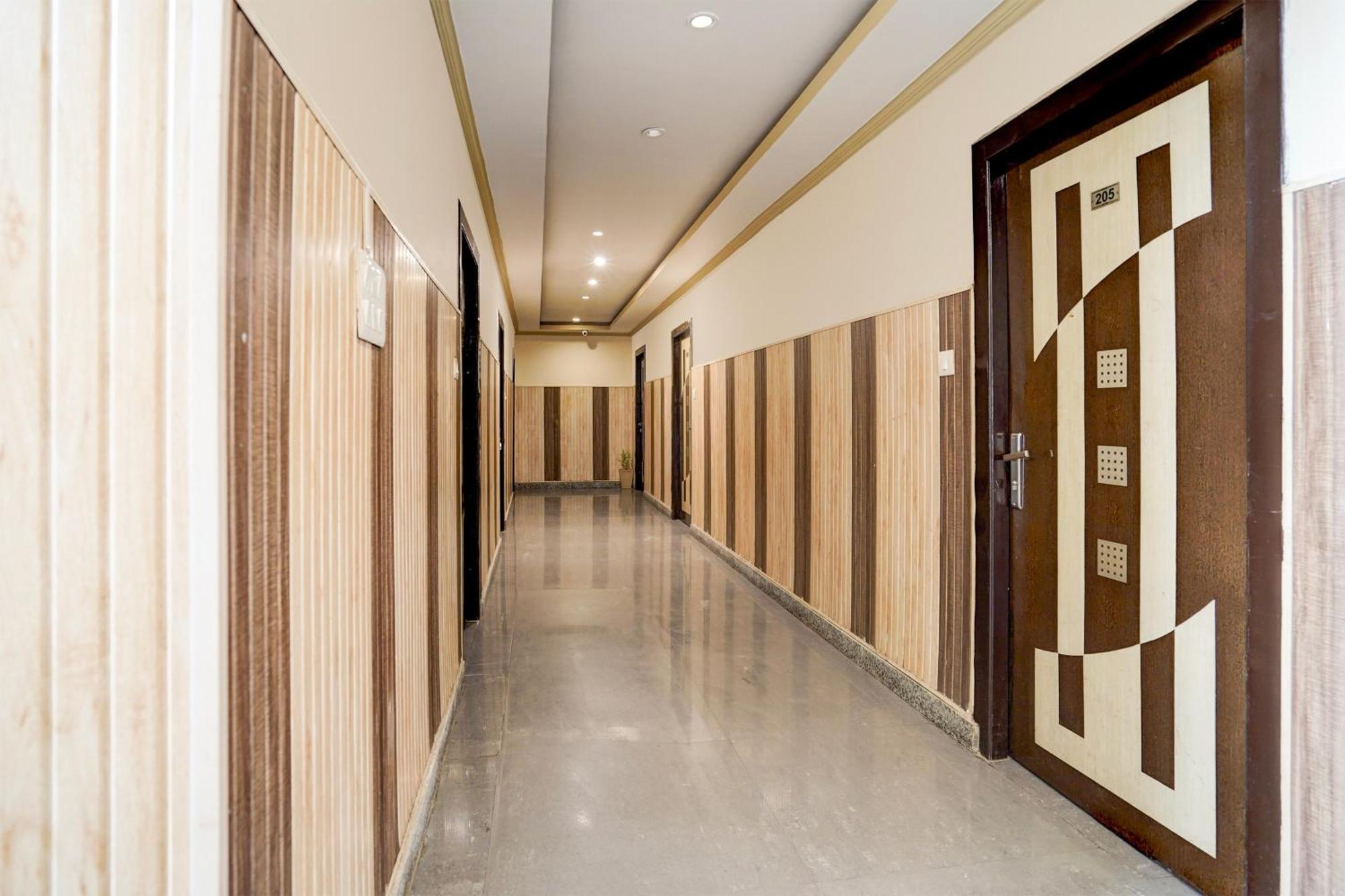 Super Townhouse Haridwar Near Har Ki Pauri Hotel Exterior photo