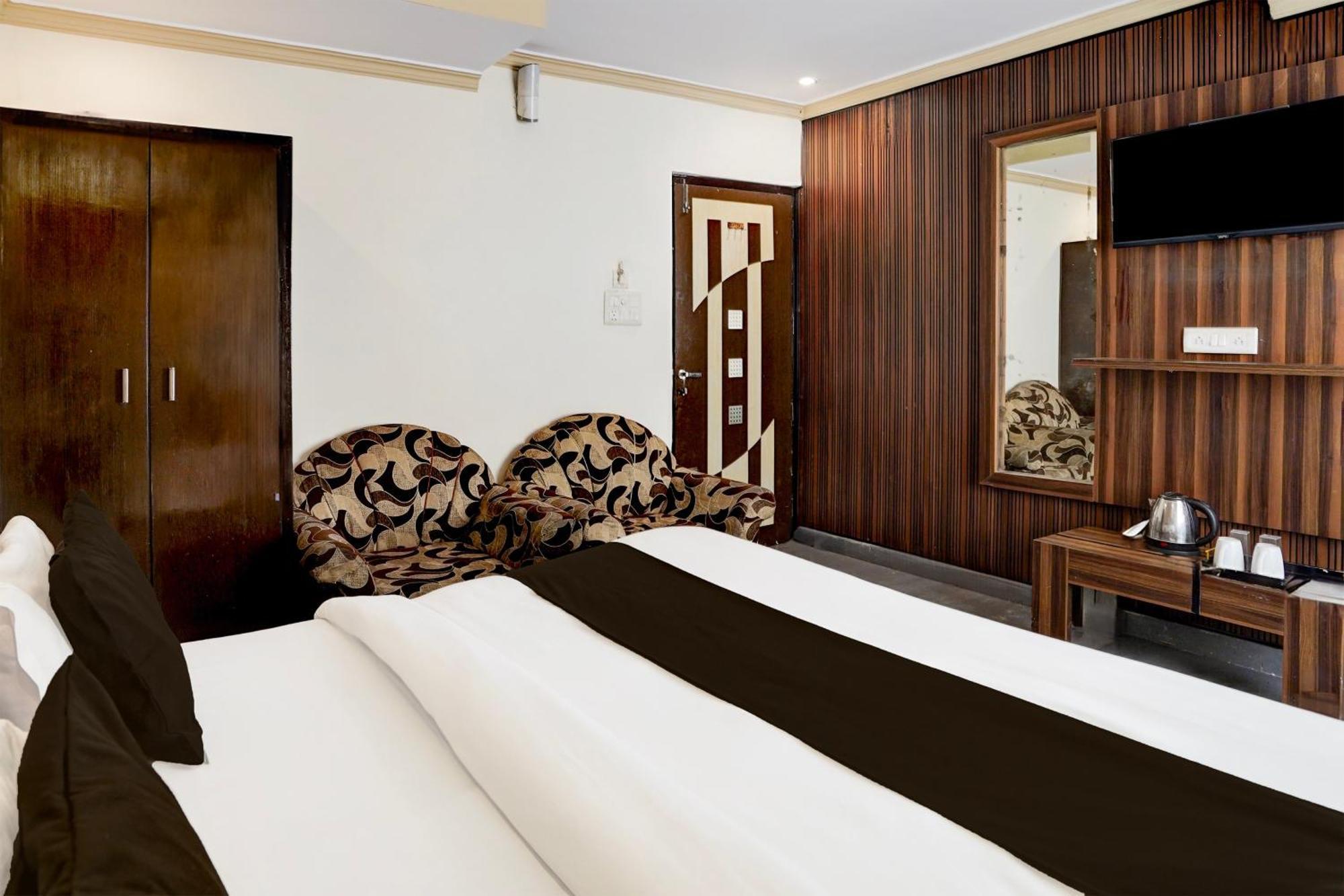 Super Townhouse Haridwar Near Har Ki Pauri Hotel Exterior photo